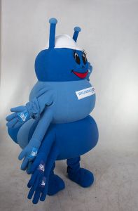 stroj_maskotki_gasienica